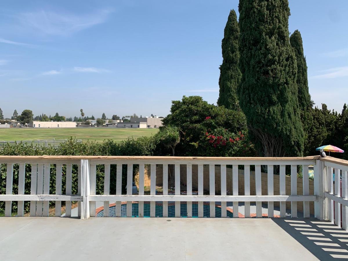 Lovely Room In Private House Near Disneyland Anaheim Exterior photo