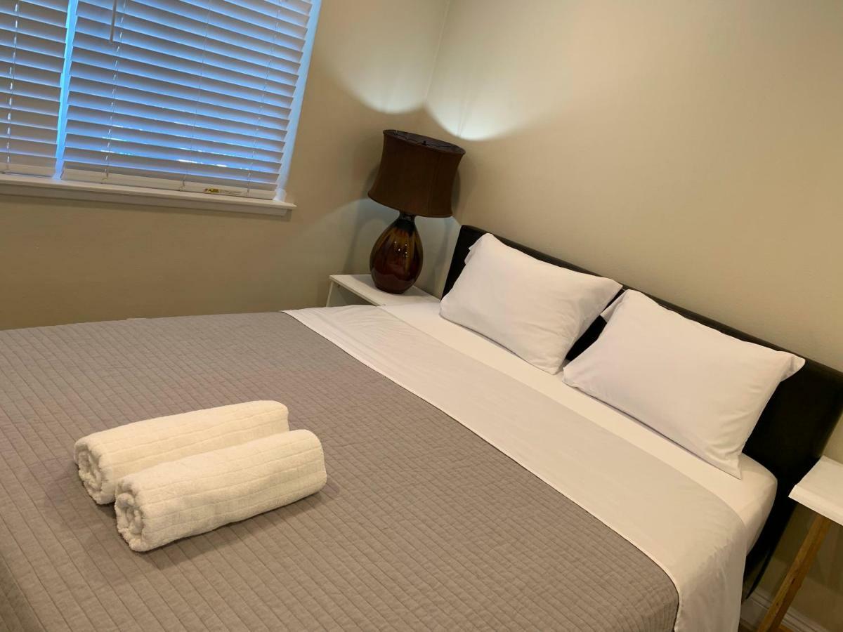 Lovely Room In Private House Near Disneyland Anaheim Exterior photo